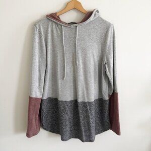 Staccato boutique brushed fleece color block link gray hooded knit top sz large